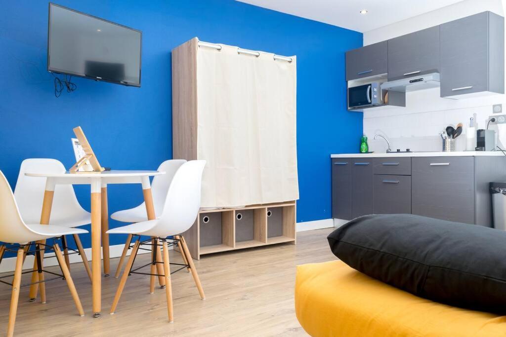 Studio Cosy En Centre-Ville 3 กัสทร์ ภายนอก รูปภาพ